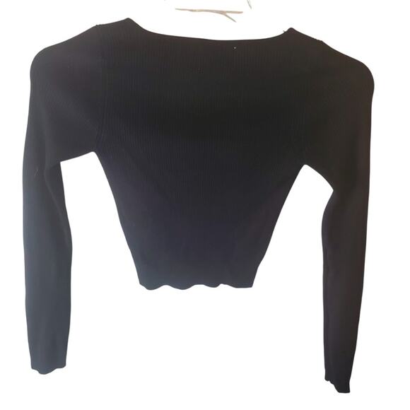 Pink Rose V-Neck Black Ribbed Crop Sweater, NWOT, Small - Picture 3 of 6